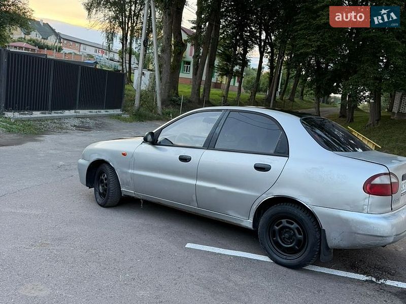 Седан Daewoo Lanos 2005 в Львові