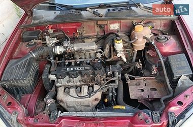 Седан Daewoo Lanos 2005 в Кременчуці