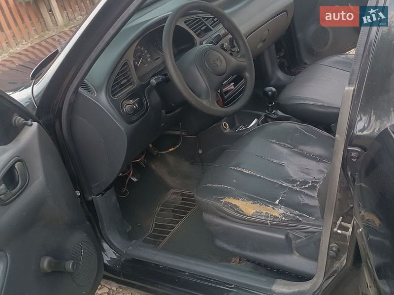 Хэтчбек Daewoo Lanos 1998 в Черновцах