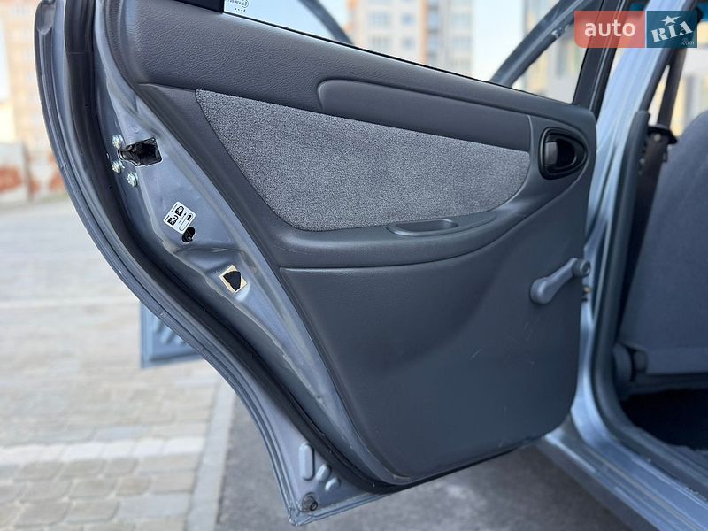 Седан Daewoo Lanos 2008 в Виннице