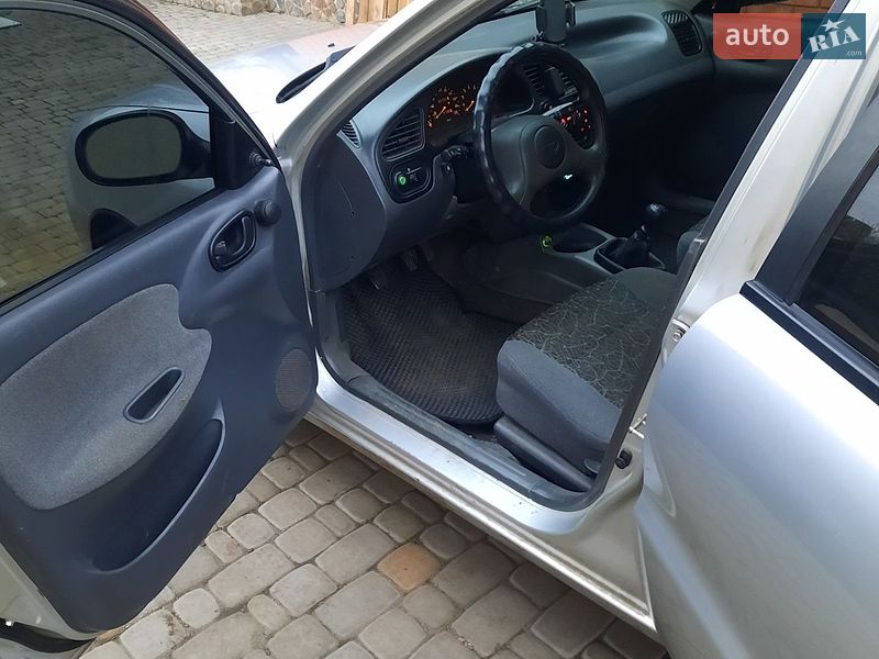 Седан Daewoo Lanos 2007 в Володарці