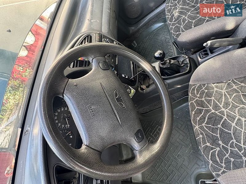 Седан Daewoo Lanos 2004 в Борщеве