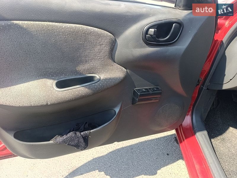 Седан Daewoo Lanos 2008 в Прилуках