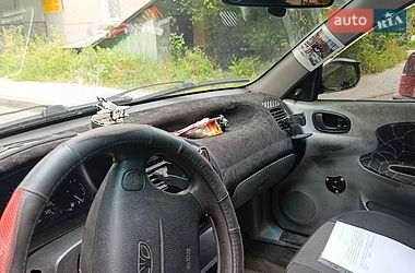 Седан Daewoo Lanos 2003 в Коломиї
