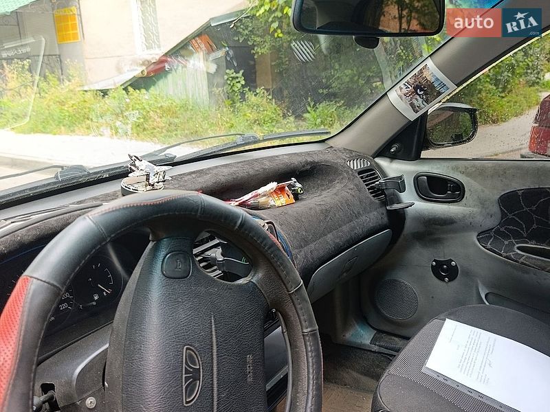 Седан Daewoo Lanos 2003 в Коломиї