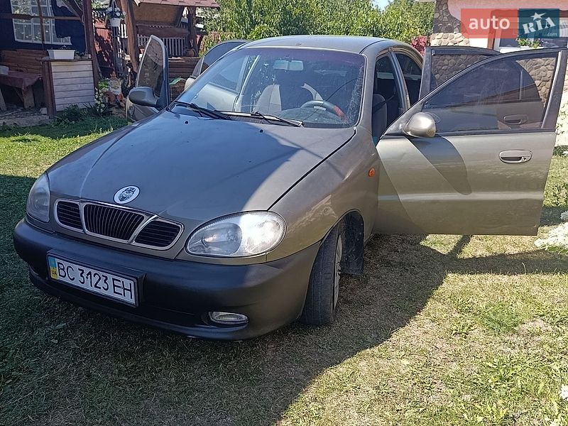 Седан Daewoo Lanos 2003 в Коломиї