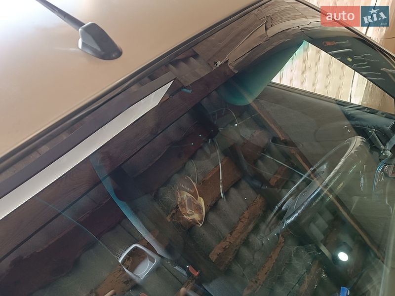 Седан Daewoo Lanos 2008 в Десні