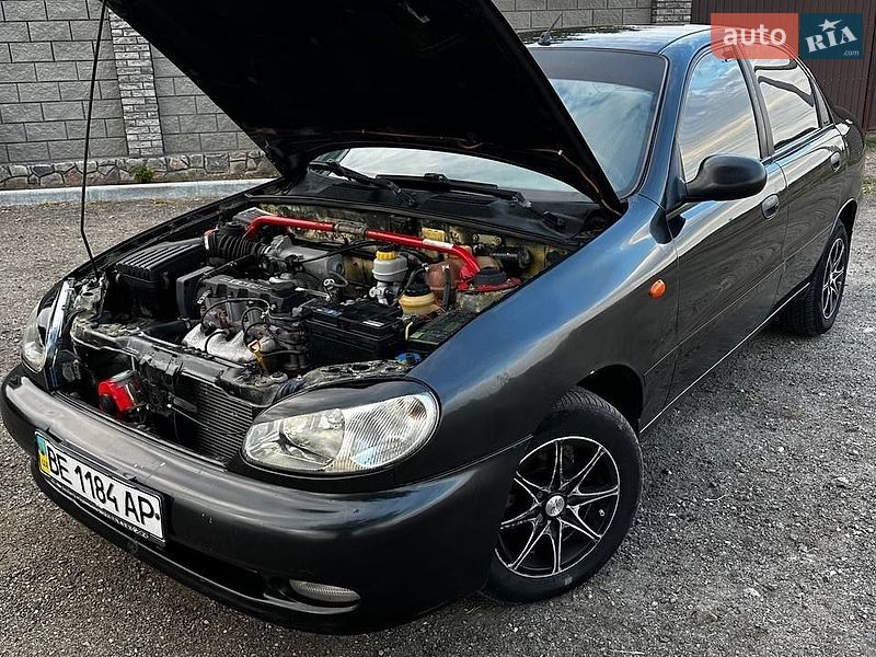 Седан Daewoo Lanos 2009 в Миколаєві