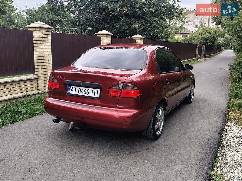 Седан Daewoo Lanos 2004 в Ивано-Франковске