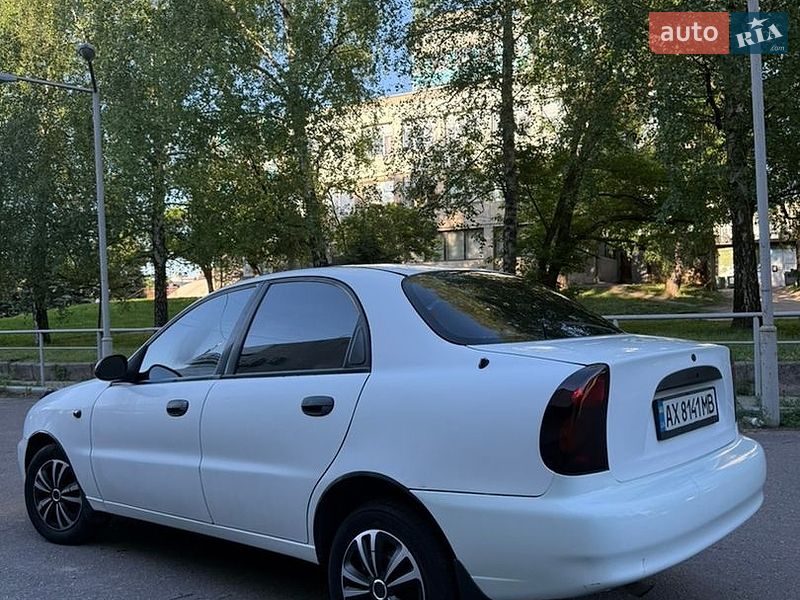 Седан Daewoo Lanos 2005 в Харкові