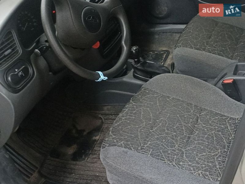 Седан Daewoo Lanos 2005 в Киеве