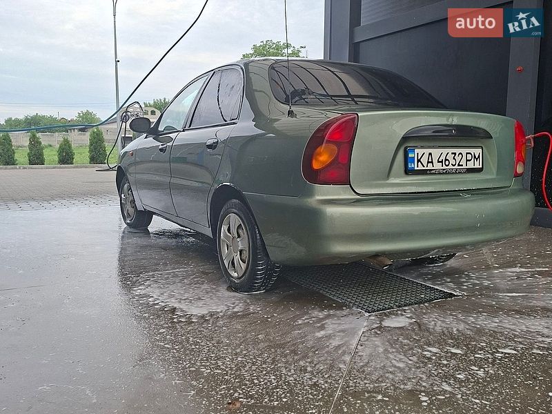 Седан Daewoo Lanos 2006 в Малине