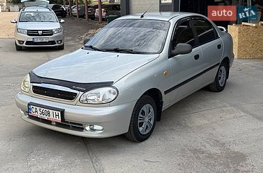 Седан Daewoo Lanos 2010 в Золотоноші