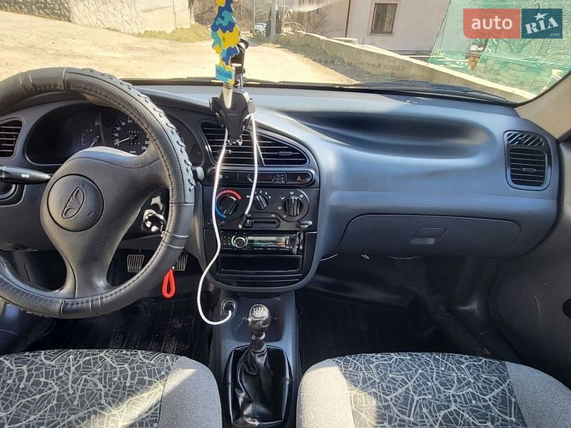 Седан Daewoo Lanos 2006 в Чернівцях