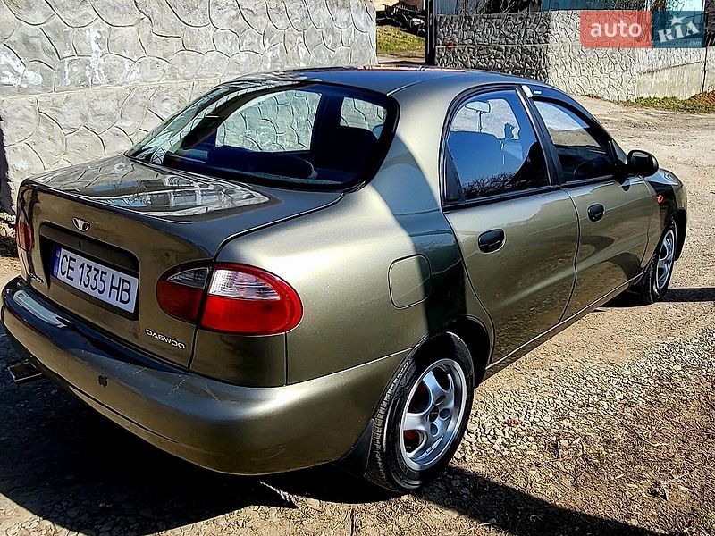 Седан Daewoo Lanos 2006 в Чернівцях
