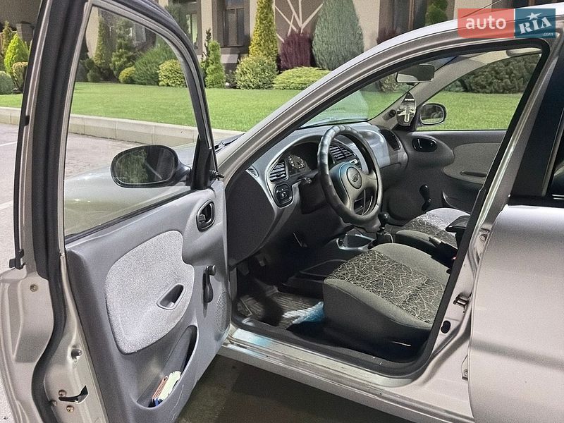 Седан Daewoo Lanos 2006 в Запоріжжі