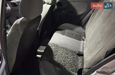 Седан Daewoo Lanos 2006 в Запоріжжі