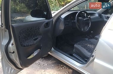 Седан Daewoo Lanos 2002 в Каменском