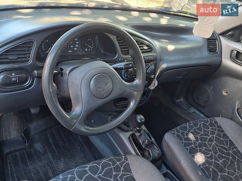 Седан Daewoo Lanos 2002 в Лохвице