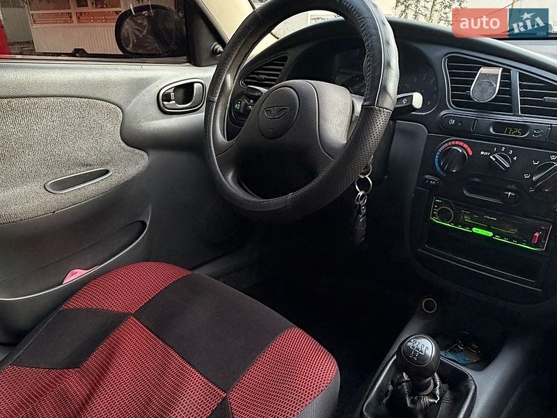 Седан Daewoo Lanos 2006 в Запоріжжі