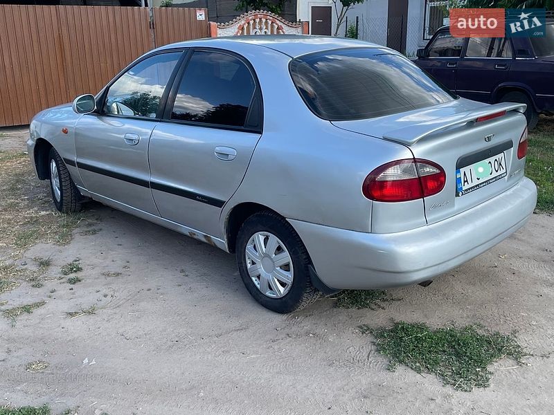 Седан Daewoo Lanos 2001 в Фастове