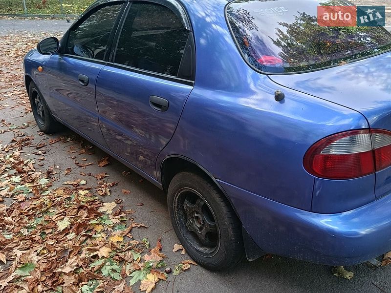 Седан Daewoo Lanos 1998 в Харкові