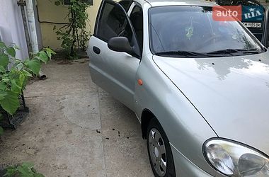 Седан Daewoo Lanos 2009 в Києві