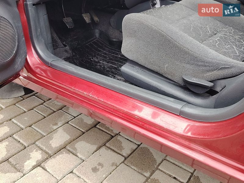 Седан Daewoo Lanos 2006 в Отынии
