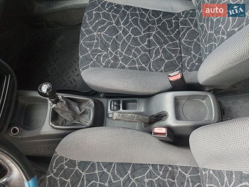 Седан Daewoo Lanos 2004 в Одесі
