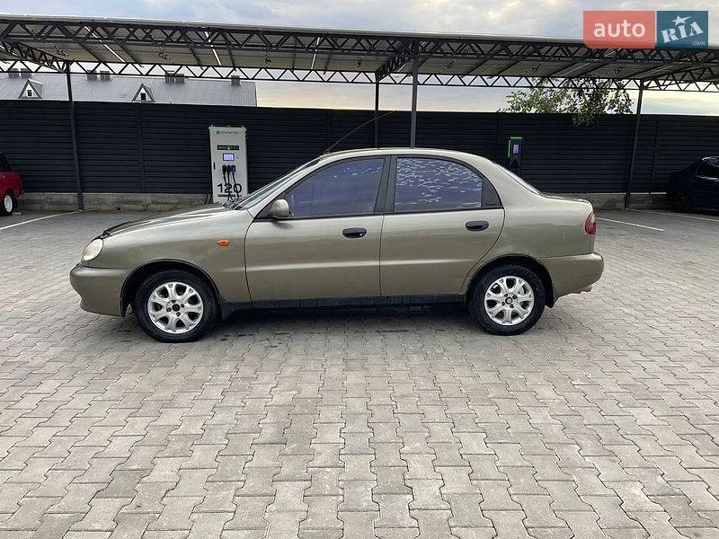 Седан Daewoo Lanos 2003 в Миколаєві
