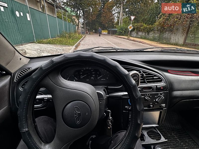 Седан Daewoo Lanos 2004 в Киеве