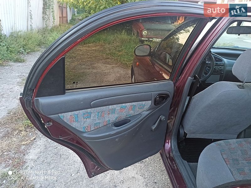 Седан Daewoo Lanos 2005 в Харькове