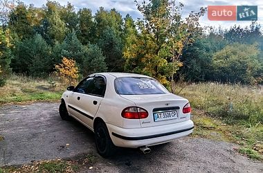 Седан Daewoo Lanos 2004 в Великих Мостах