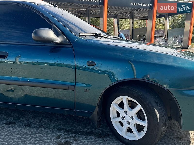 Седан Daewoo Lanos 2004 в Полтаве