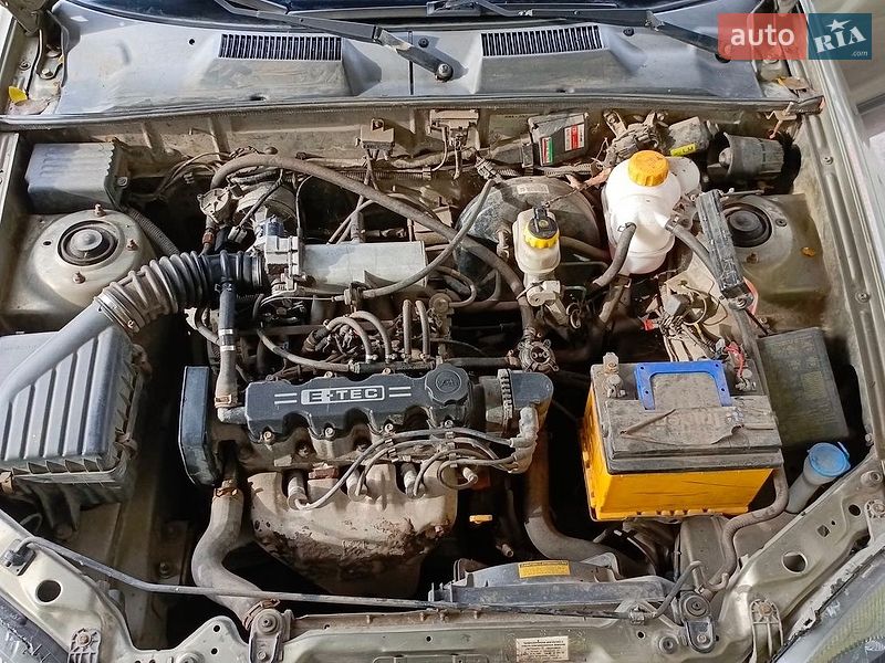 Седан Daewoo Lanos 2004 в Днепре
