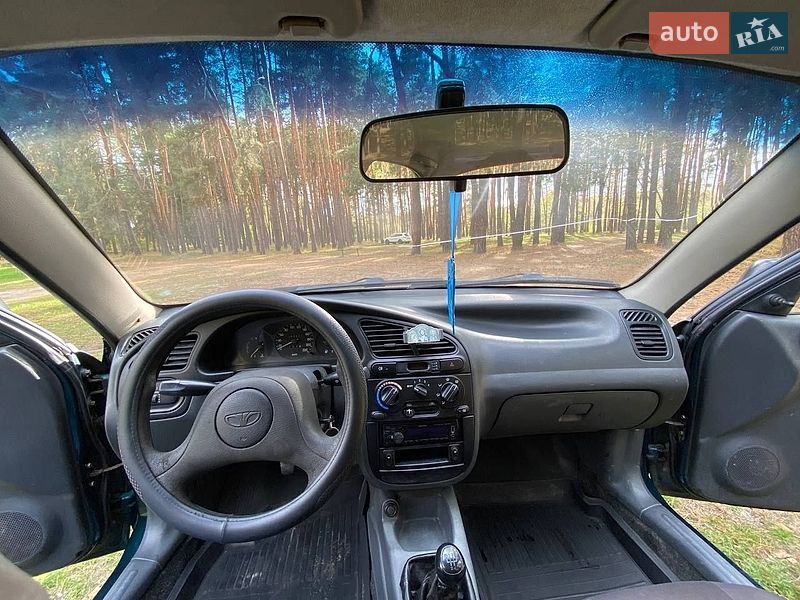 Седан Daewoo Lanos 2003 в Сумах