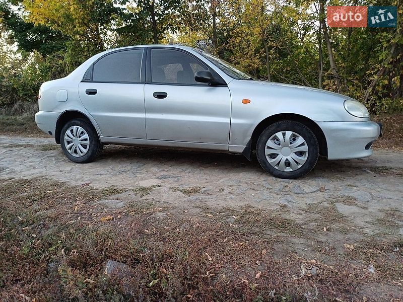 Седан Daewoo Lanos 2008 в Умані