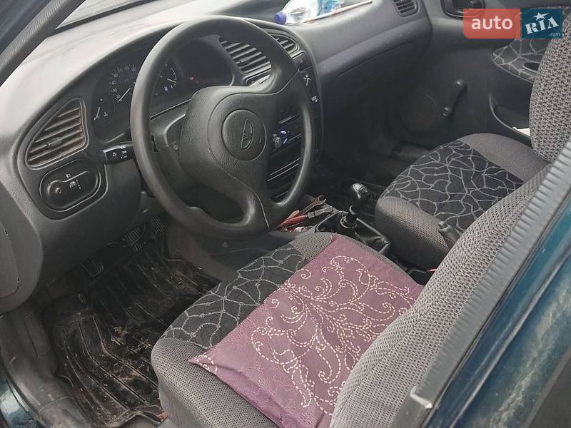 Седан Daewoo Lanos 2002 в Дрогобыче