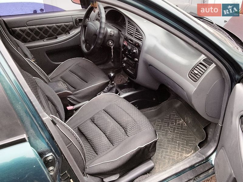 Седан Daewoo Lanos 2004 в Житомирі