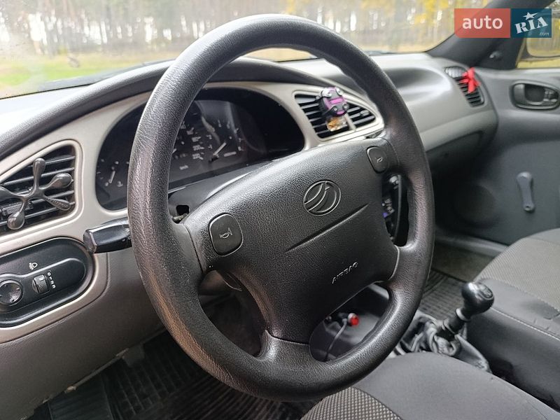 Седан Daewoo Lanos 2006 в Лебедине