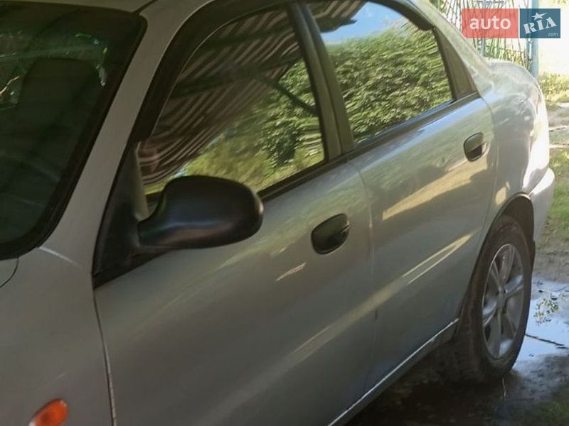 Седан Daewoo Lanos 2007 в Высоком
