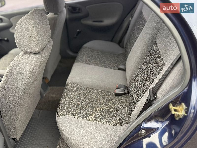 Седан Daewoo Lanos 2006 в Николаеве