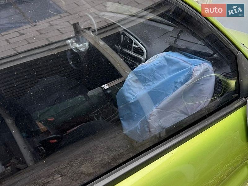 Хетчбек Daewoo Lanos 2003 в Дніпрі