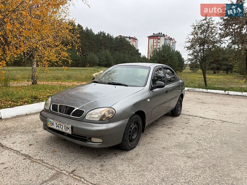 Седан Daewoo Lanos 2008 в Вараше