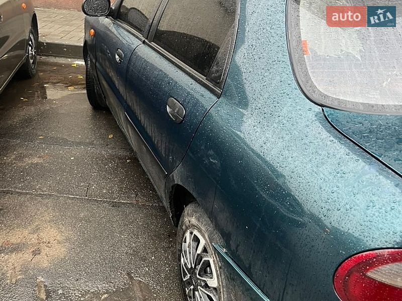 Седан Daewoo Lanos 2003 в Ярмолинцях