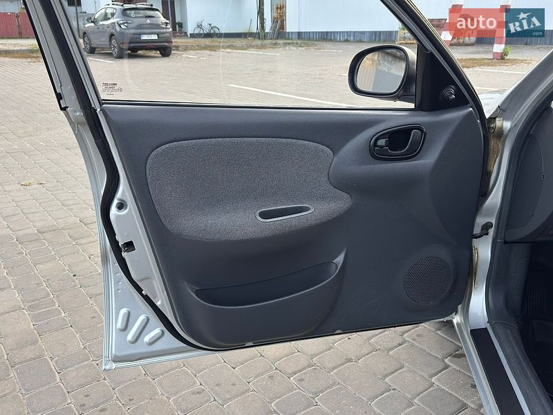 Седан Daewoo Lanos 2007 в Кременчуці