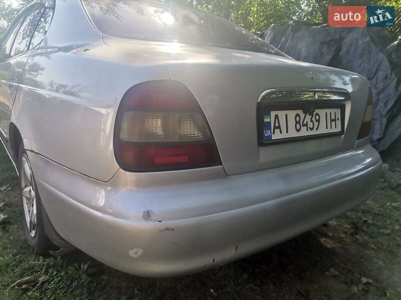 Седан Daewoo Leganza 2001 в Богуславі