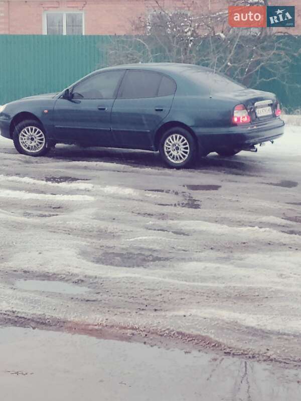 Седан Daewoo Leganza 1998 в Харькове