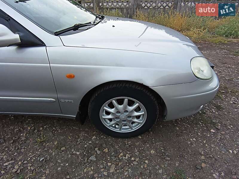 Седан Daewoo Leganza 1998 в Николаеве