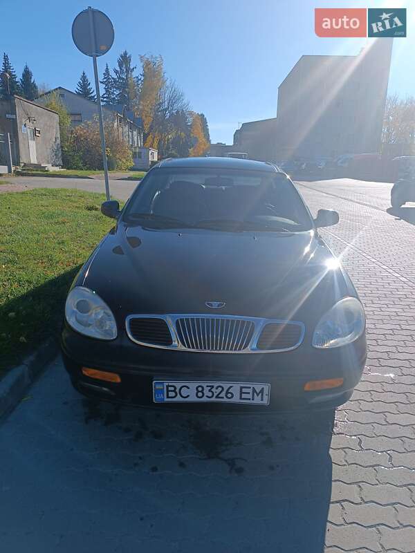 Седан Daewoo Leganza 2001 в Львове